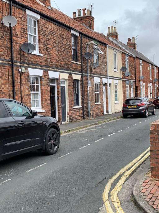 No6 - Beverley - Elegant Townhouse - Central Location ภายนอก รูปภาพ