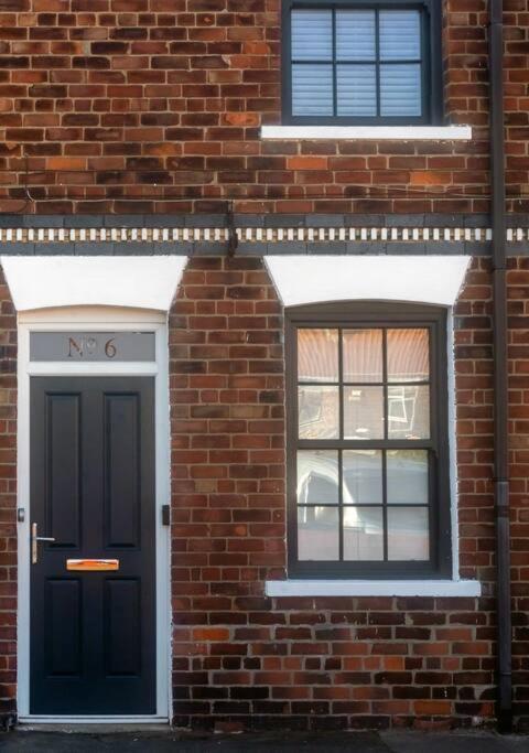No6 - Beverley - Elegant Townhouse - Central Location ภายนอก รูปภาพ