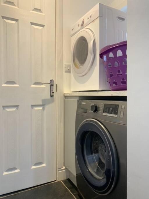 No6 - Beverley - Elegant Townhouse - Central Location ภายนอก รูปภาพ